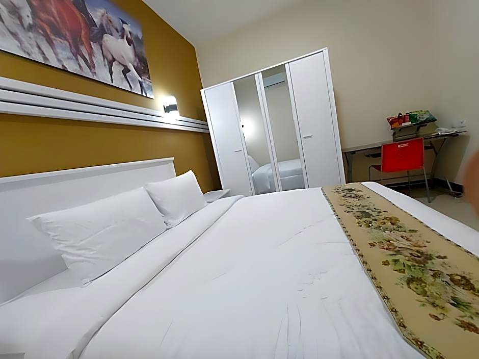 Rons City Hotel near Simpang Lima Semarang Mitra RedDoorz