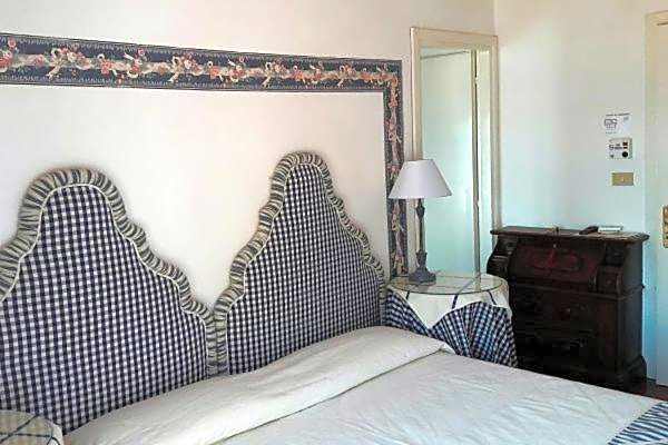 Agora Park Hotel