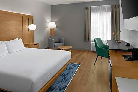 King Room with Sofa Bed