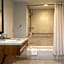 DoubleTree By Hilton Pittsburgh-Green Tree