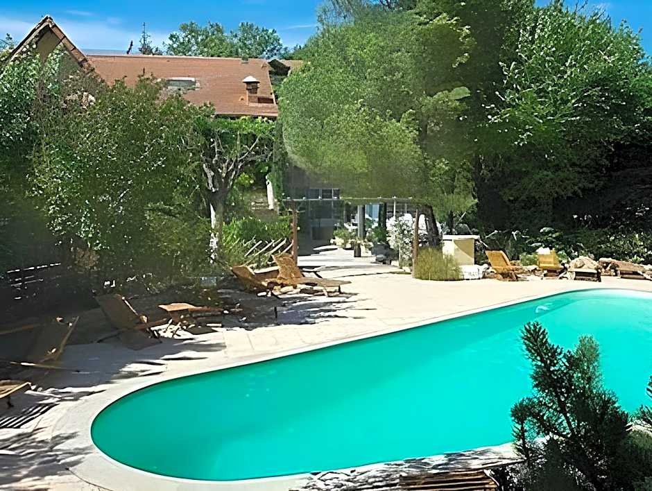 Logis Hotel Le Blason de Provence