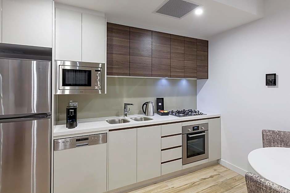 Meriton Suites Southport