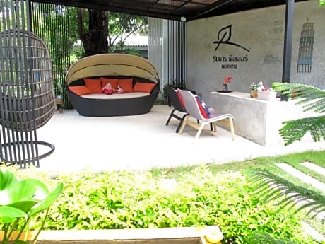 Rimthan Color Cottage