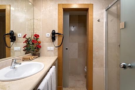 Quadruple Suite 4 pax