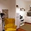 Le Coq Suites