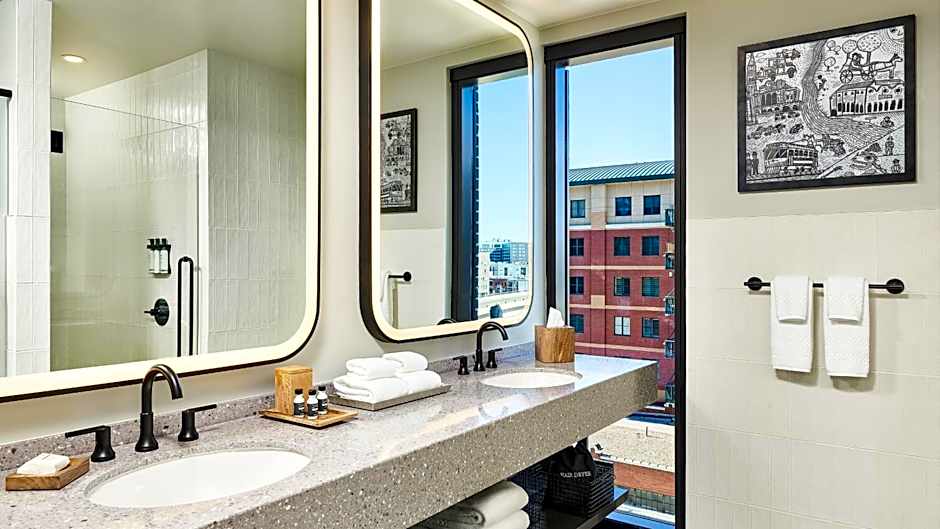 The Rally Hotel at McGregor Square