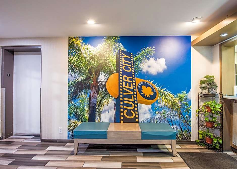 Travelodge by Wyndham Culver City