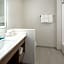 Holiday Inn Express & Suites - Palm Desert - Millennium By IHG