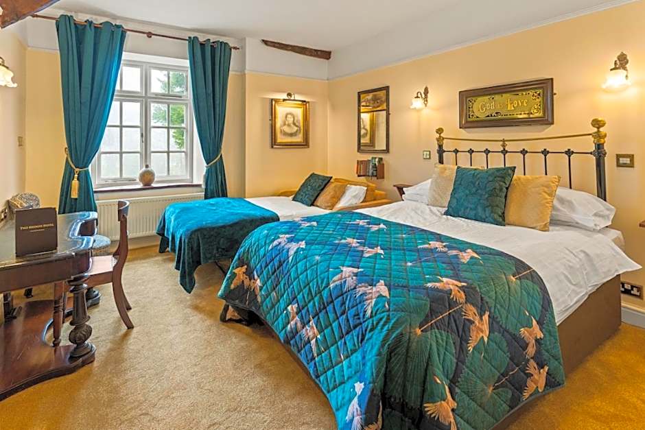 Two Bridges Hotel