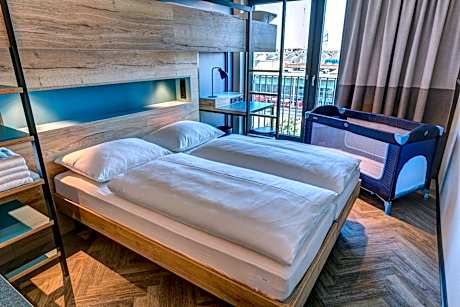 Standard Family Room