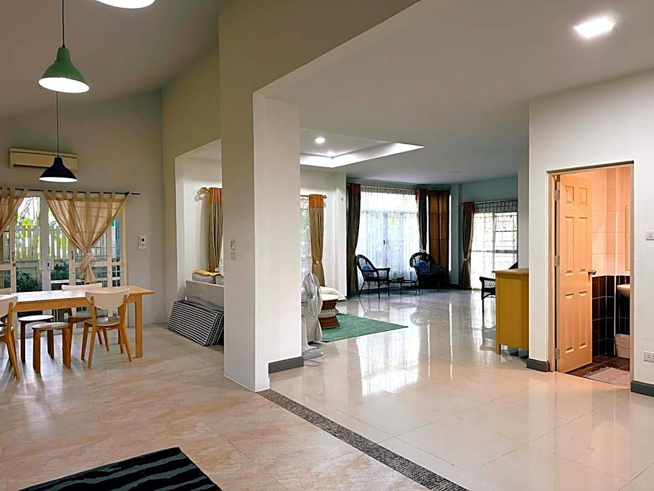 228 sqm large house gated community