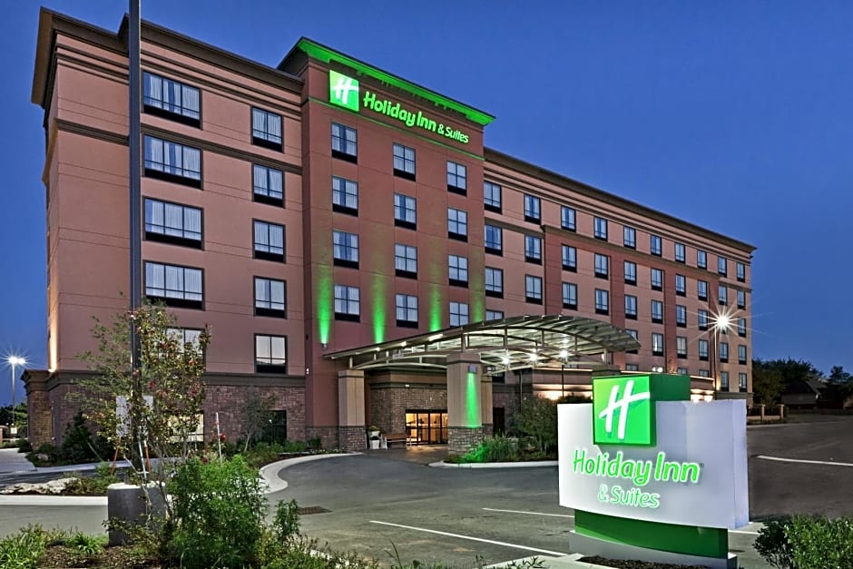 Holiday Inn Hotel & Suites Tulsa South, an IHG Hotel