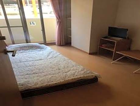 Single with Shared Bathroom
