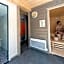 Les Carmes and spa