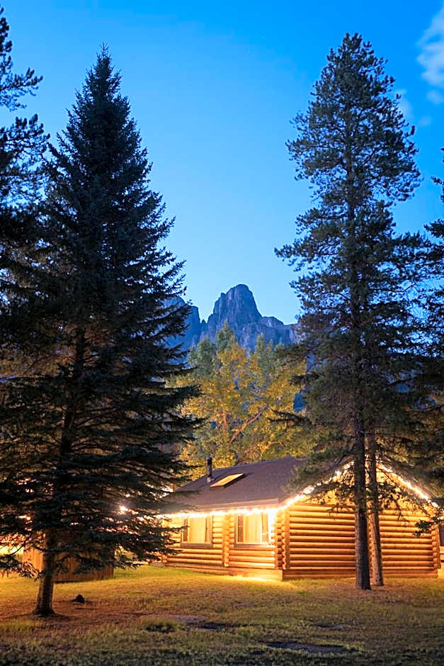 Castle Mountain Chalets