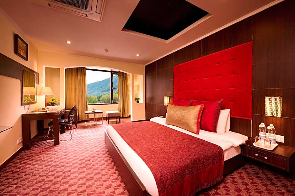 Renest River Country Resort Manali