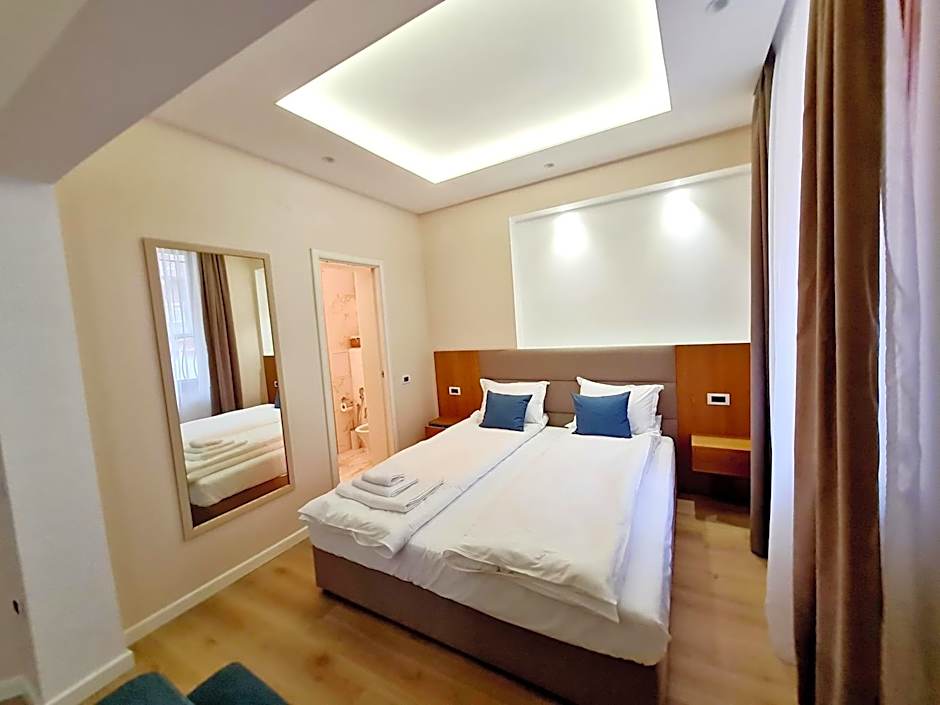 Hotel House K21 – Sofia, PA