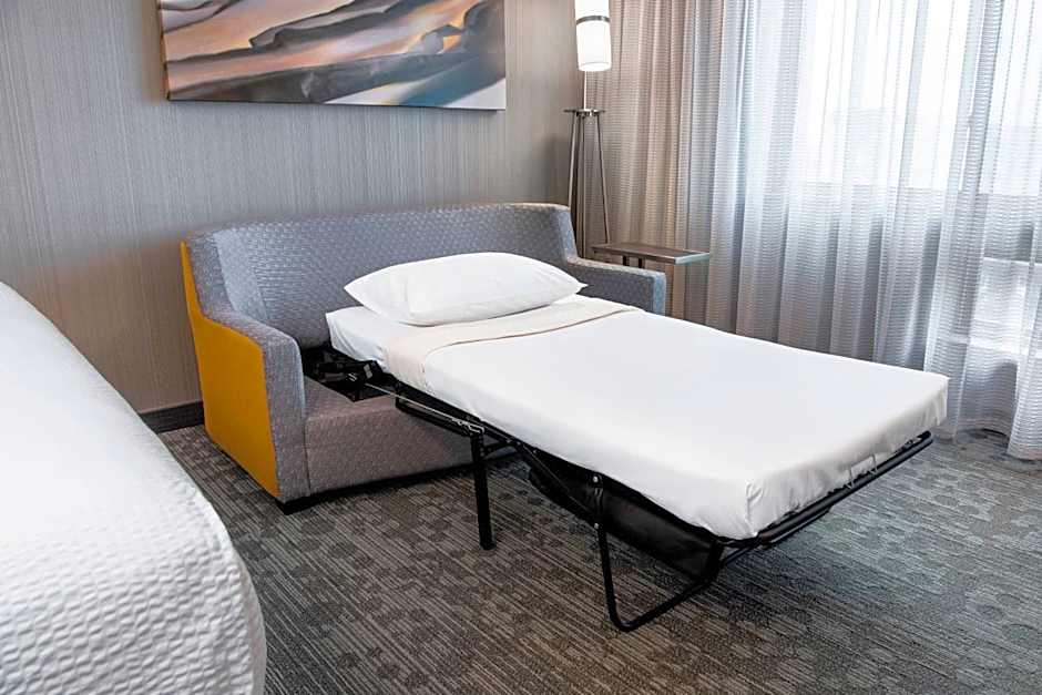 Courtyard by Marriott Edmonton West