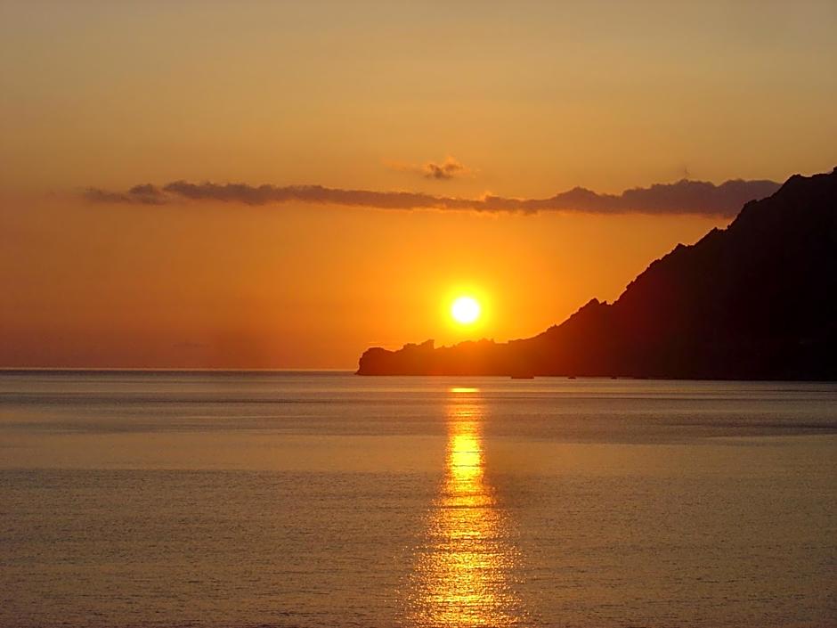 Thalassa House Apartments