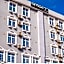 The Palms Hotel By Laterre