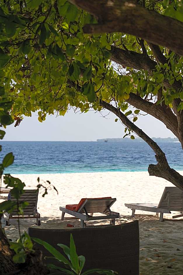 Swarn by Hawks Hotel Kamadhoo Baa Atoll