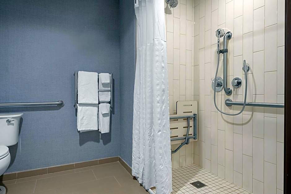 Hyatt Place Iowa City Downtown University