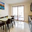 Spacious 2BR Apartment with Terrace - by HostMT