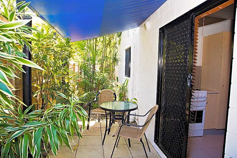 Apollo Jewel Beachfront Apartments