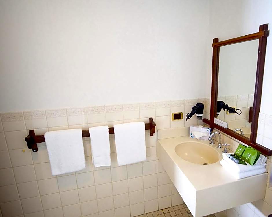 Margaret River Motel (Formerly Grange on Farrelly)