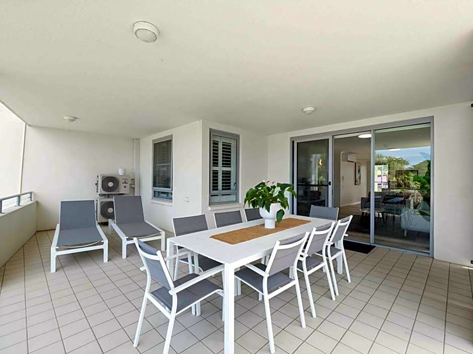 Pacific Marina Apartments