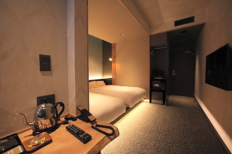 Photo 1 of 7 of Designer 2 Beds