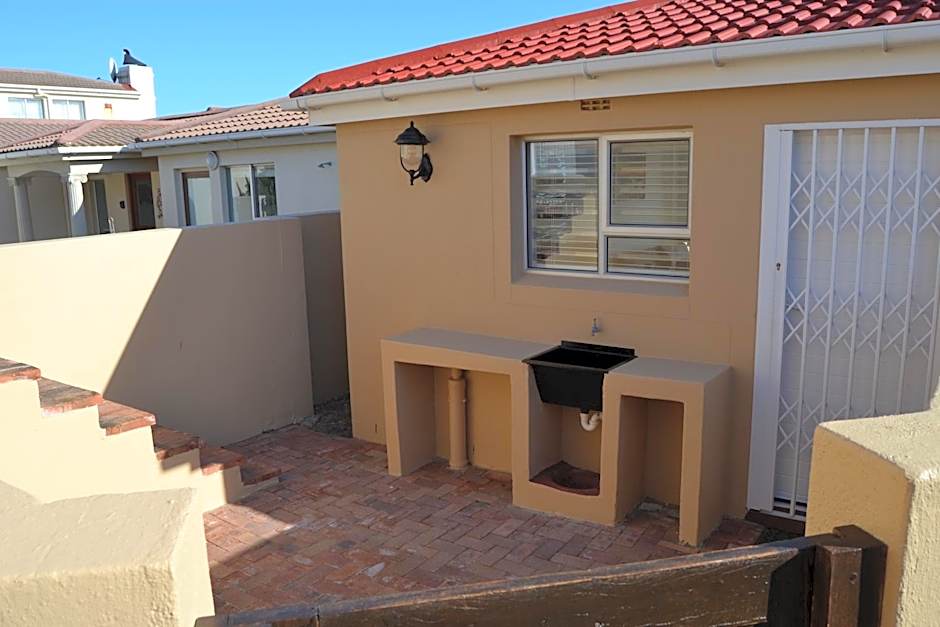 Hermanus Beach Club - Le Maree House 18