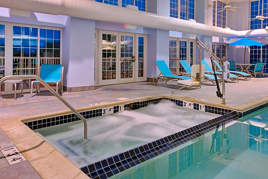 Holiday Inn Express Hotel & Suites Petoskey, an IHG Hotel