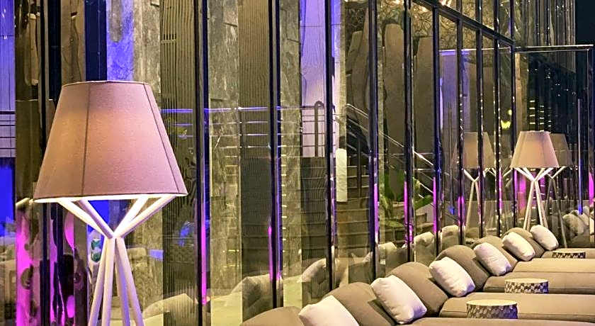 Renaissance Dhaka Gulshan Hotel