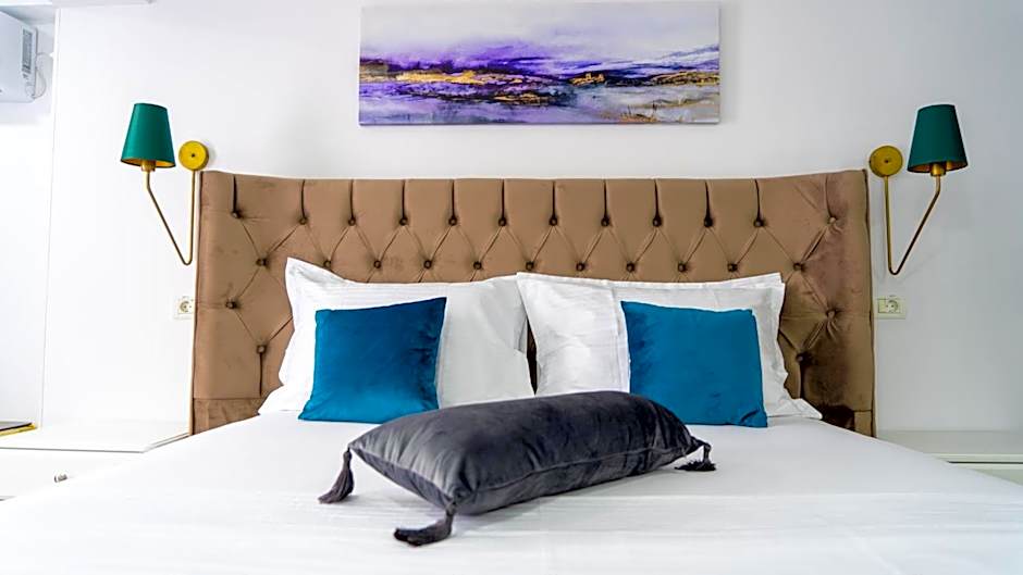 Avenue Venus - Avenue Hotels