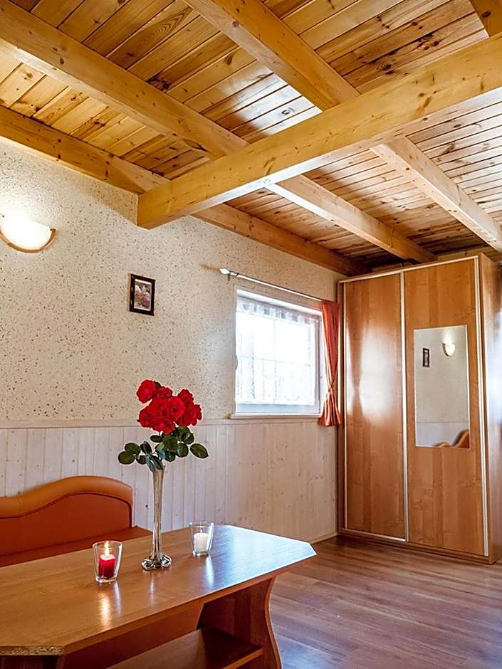 U SYLWI Domki Drewniane