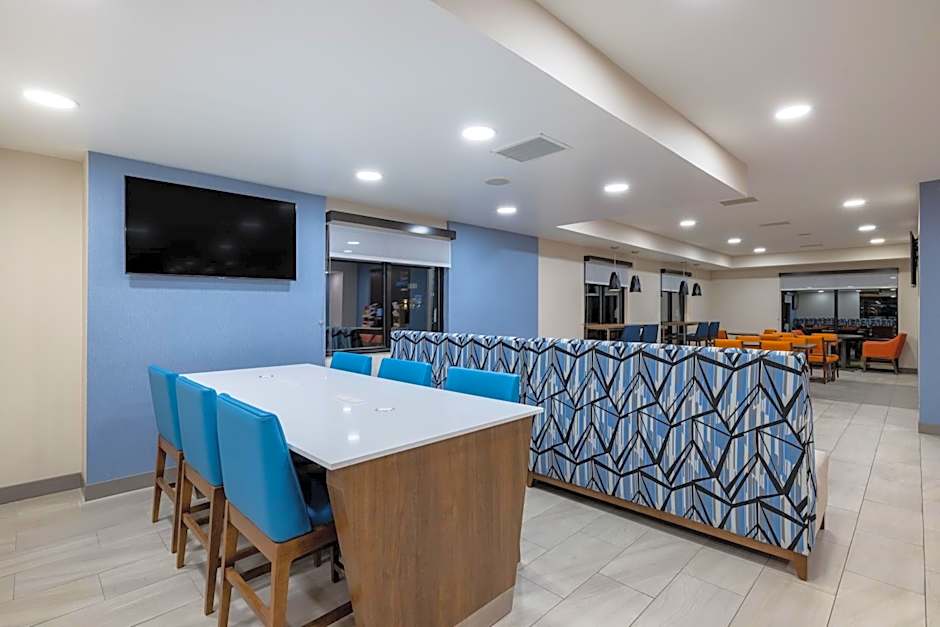 Holiday Inn Express Rochester South Mayo Area By IHG