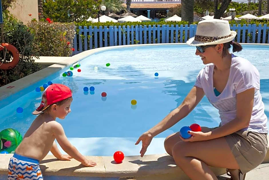 Aquila Rithymna Beach