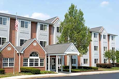 Microtel Inn & Suites By Wyndham West Chester