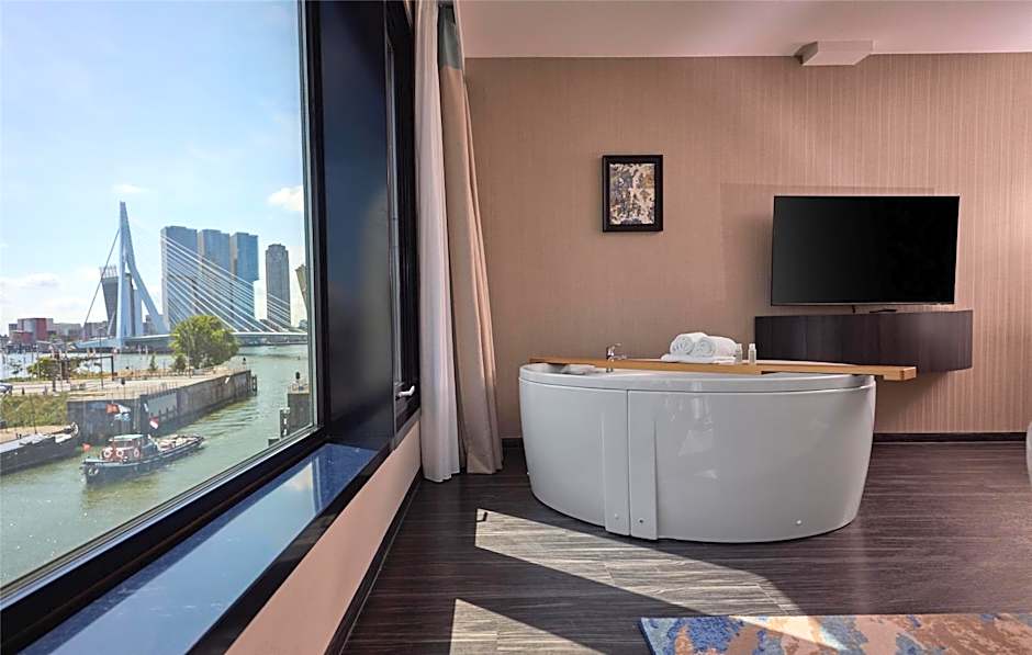 Haven Hotel Rotterdam, Curio Collection by Hilton