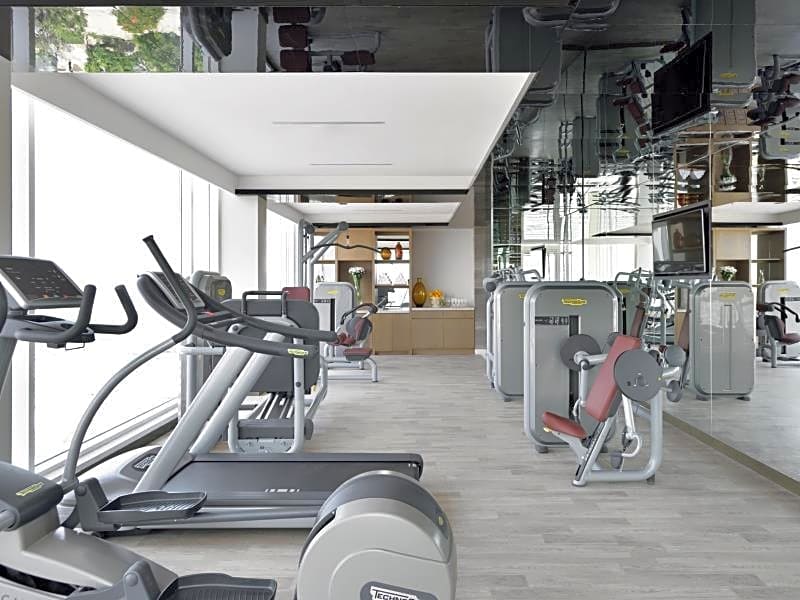 Renaissance by Marriott Lucknow Hotel