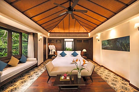 Garden View Villa King