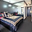 Medusa's Luxe Retreat - Prime Surfers Paradise Spot