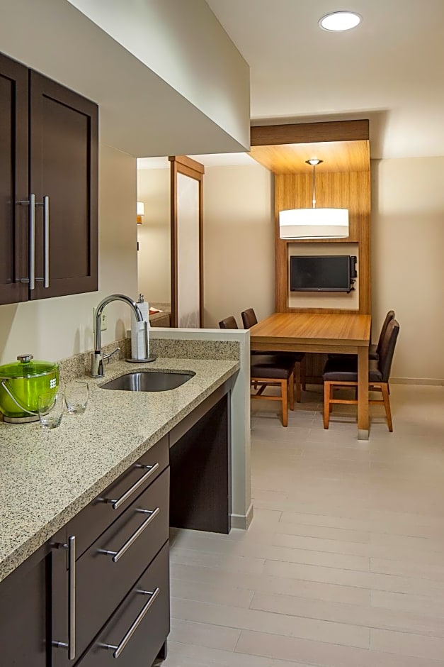 Hyatt Place Lincoln Downtown Haymar