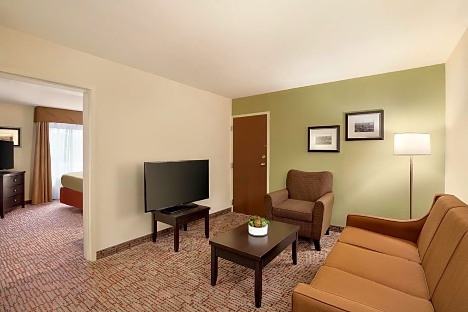 Baymont by Wyndham Augusta West