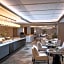 Yuexiu Hotel Guangzhou, Curio Collection by Hilton