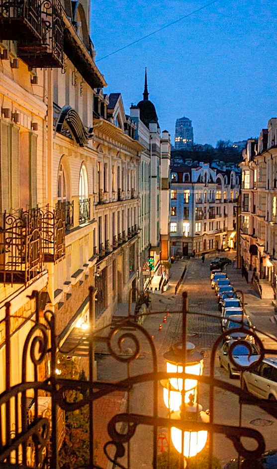 Vozdvyzhensky Boutique Hotel