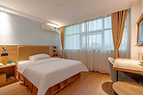 GTI - 1 Bed Guest Room, 1.5M Bed