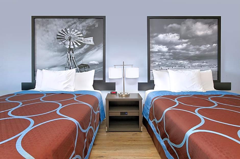 Super 8 by Wyndham Victoria TX