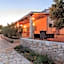 Beachfront House Dalmatino Trogir with pool on Čiovo